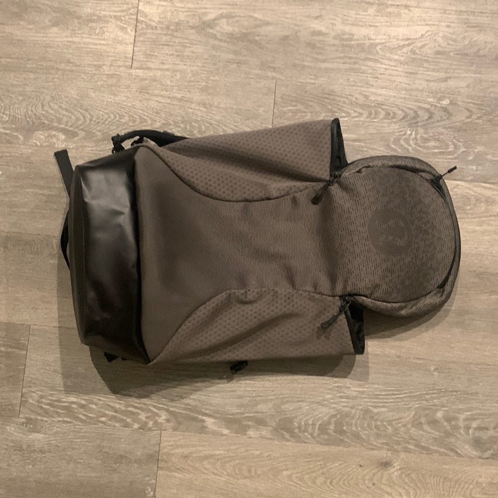 Lululemon backpack (travel/work/school)